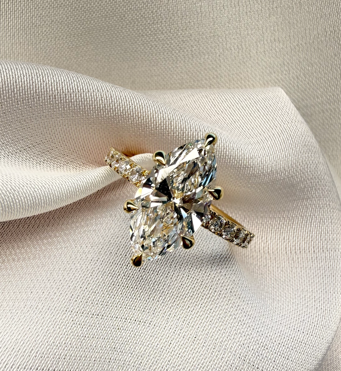 Aura Glide Marquise Engagement Ring