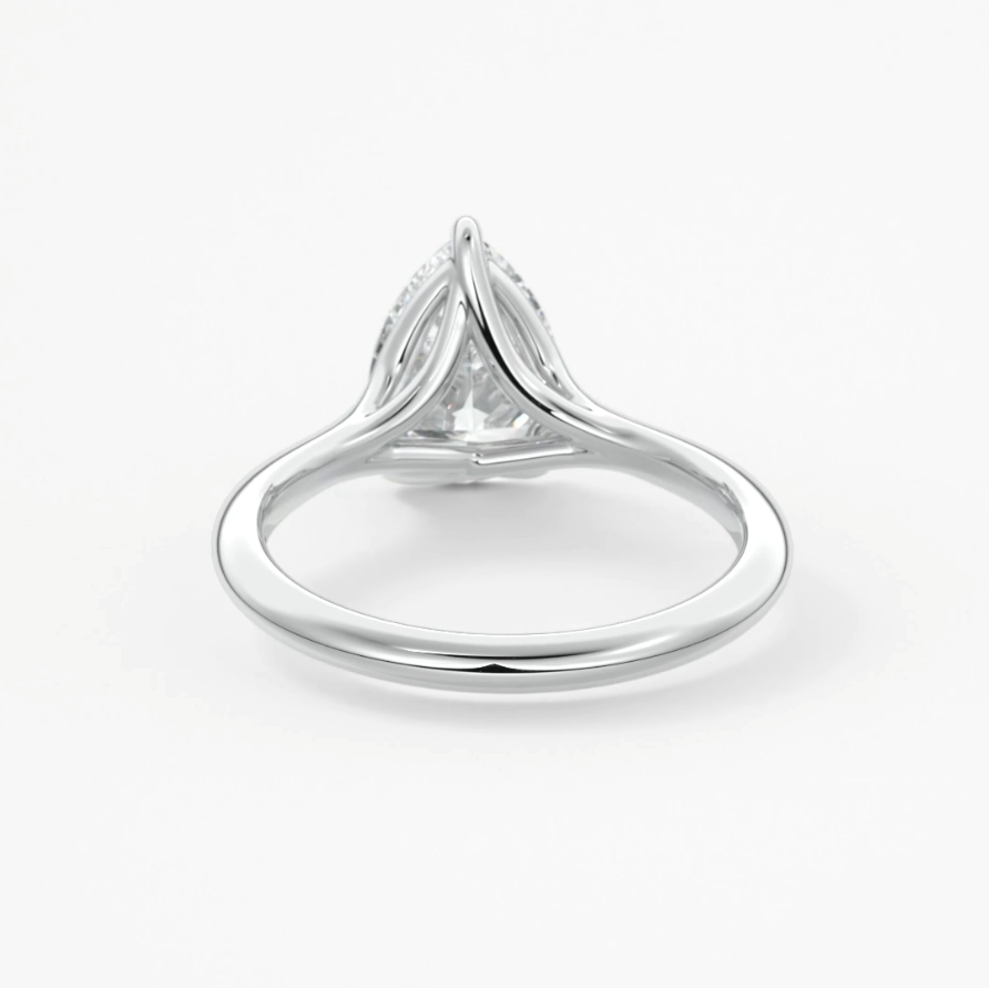Cassia – pear solitaire with triple-claw prongs