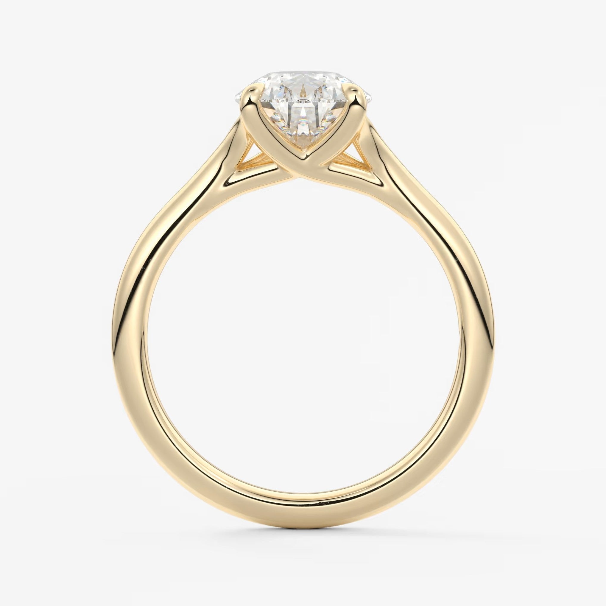 Cassia – pear solitaire with triple-claw prongs