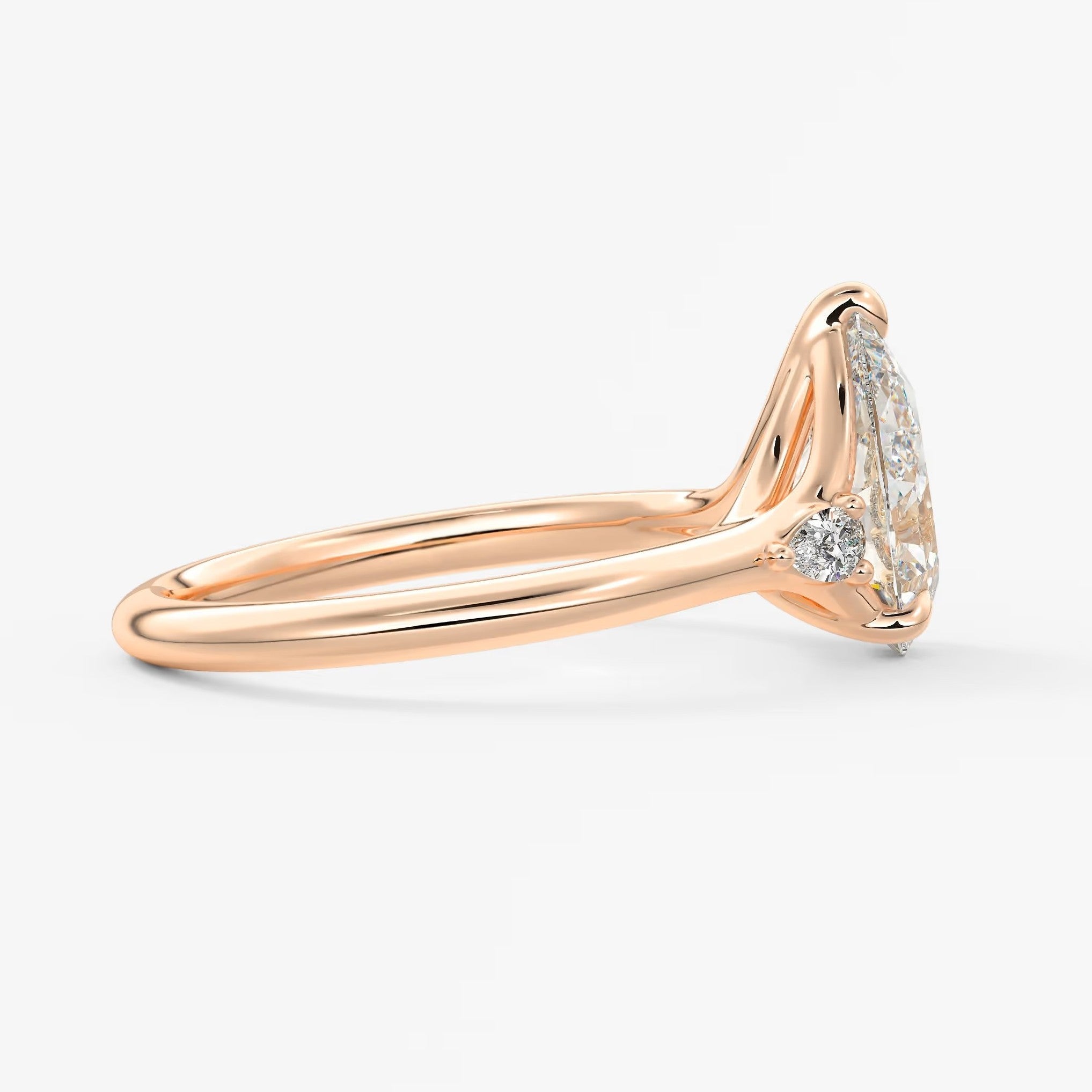 Cassia – pear trilogy with pear side stones