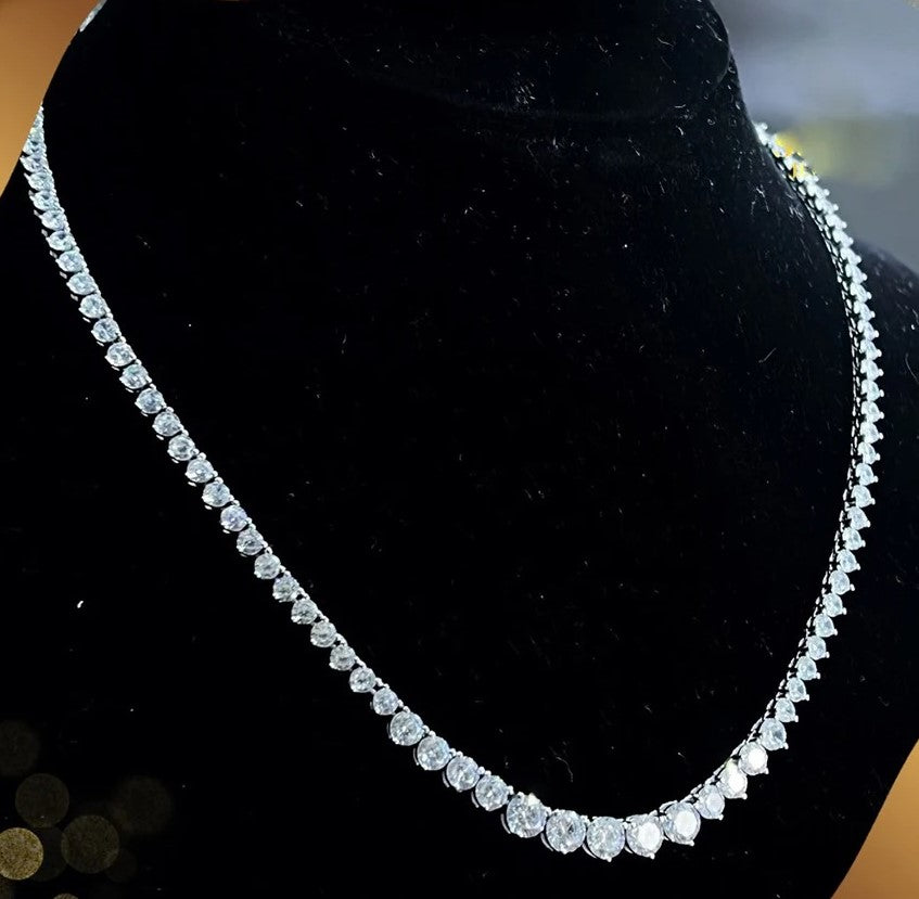 Graduated Moissanite Tennis Necklace – 18K White Gold Plated Silver | 3-Claw or 4-Claw Setting