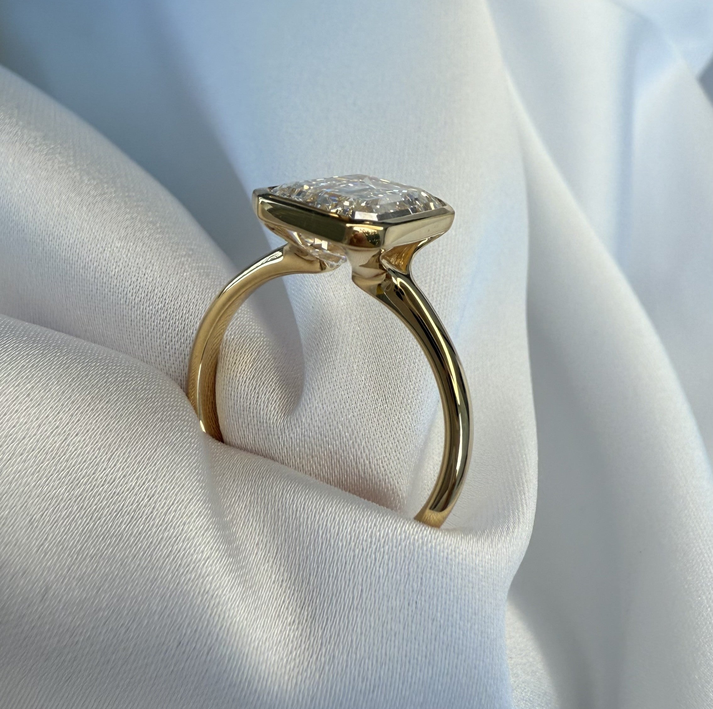 Veda Emerald Bezel Lab Diamond Engagement Ring – 3.86ct D VVS1 | 18K Yellow Gold Engagement Ring