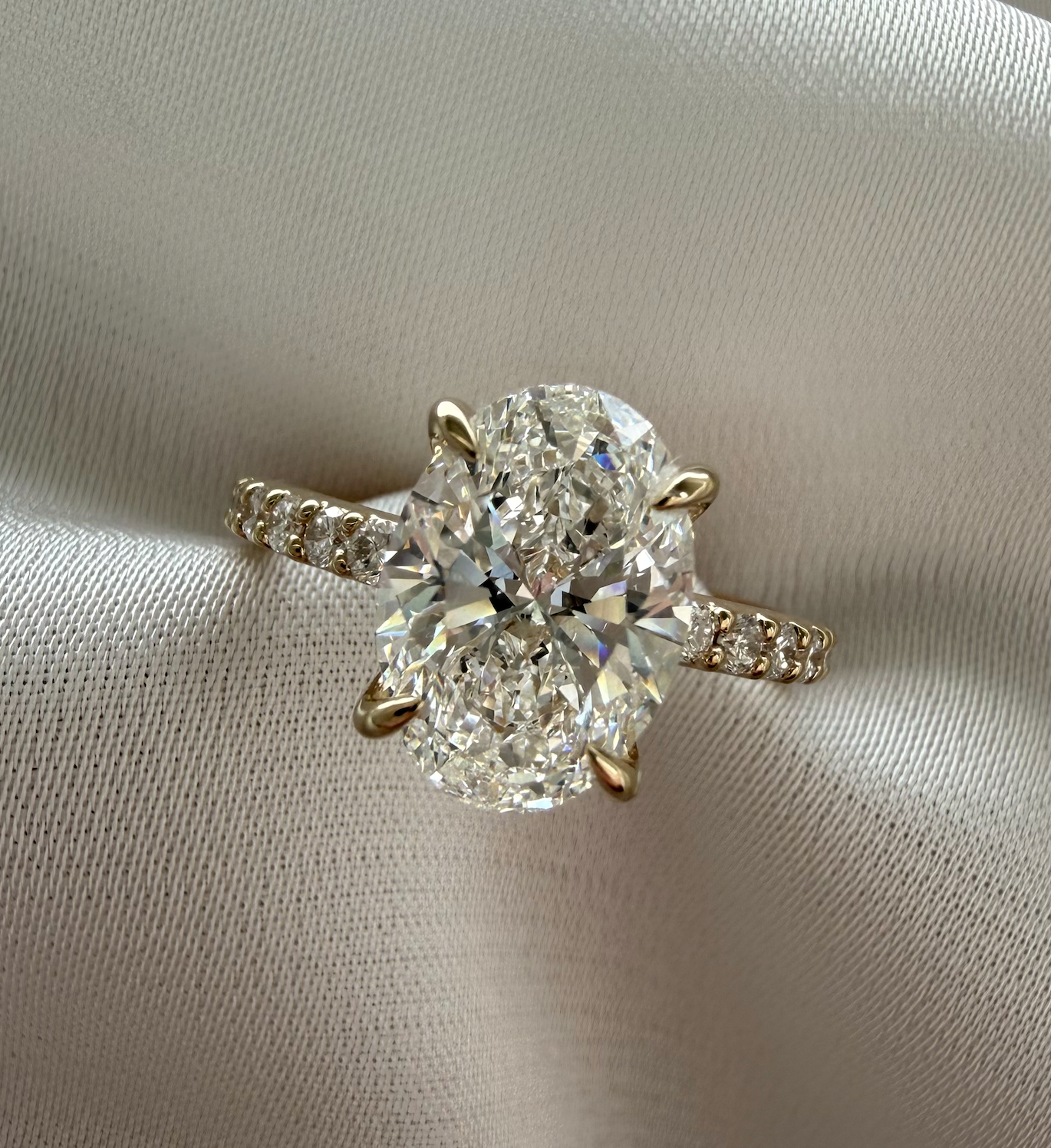 Liora oval pave lab diamond engagement ring – 2.52ct d vvs2