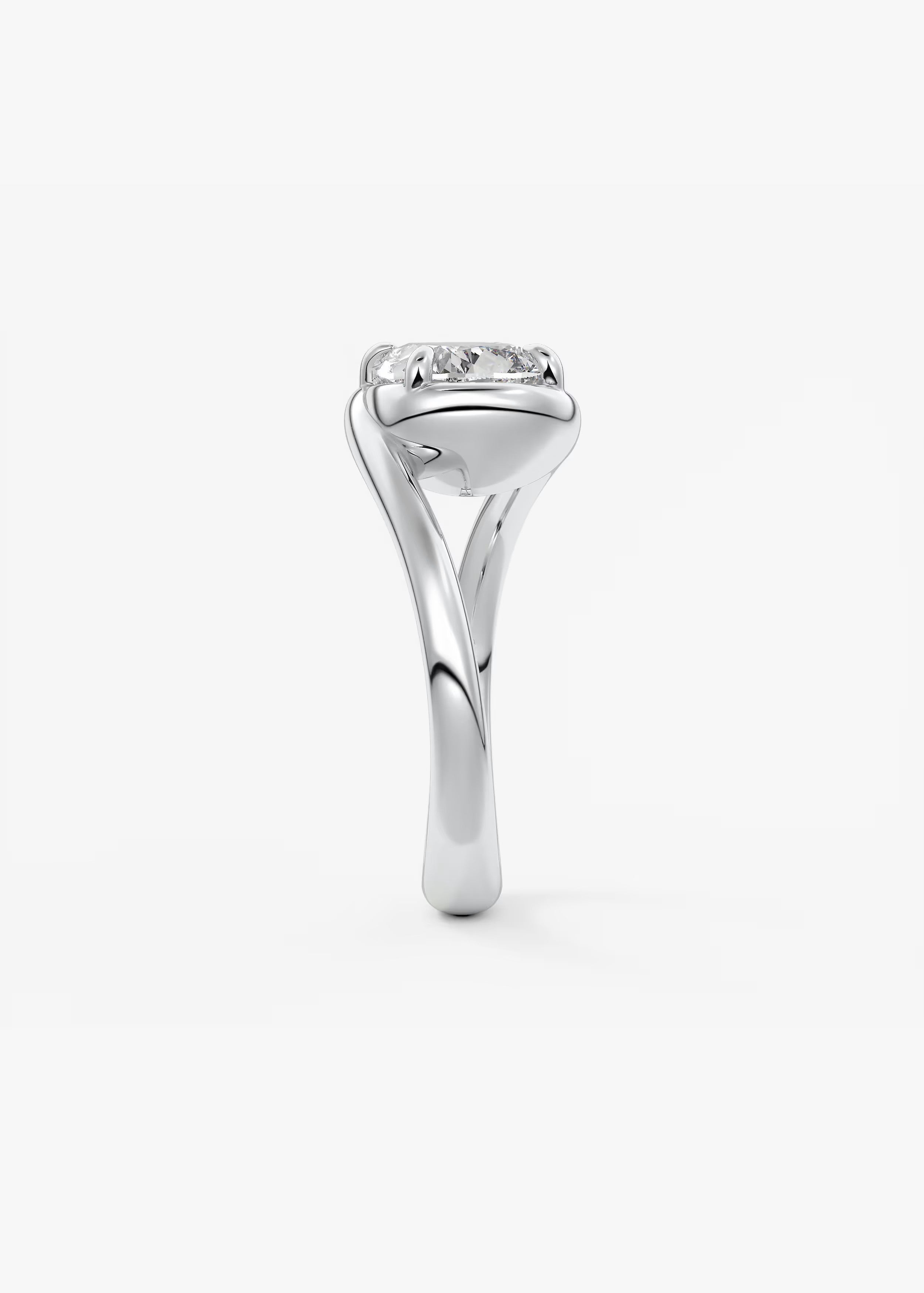 The Flow – Elongated Cushion Engagement Ring