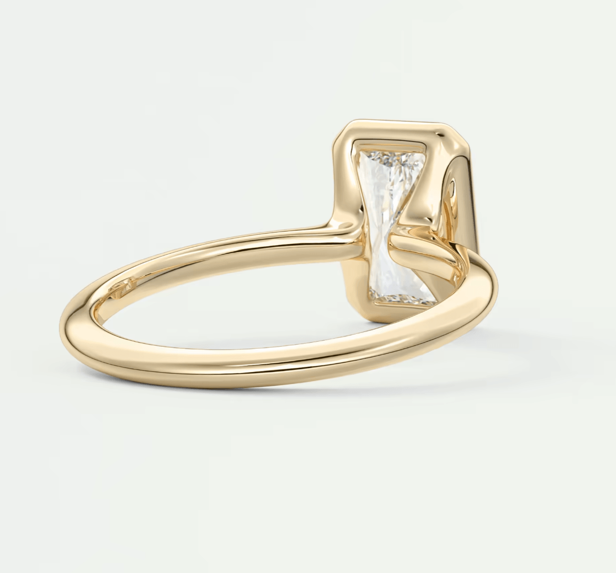 Véda Radiant Bezel Engagement Ring – Lab Diamond or Moissanite