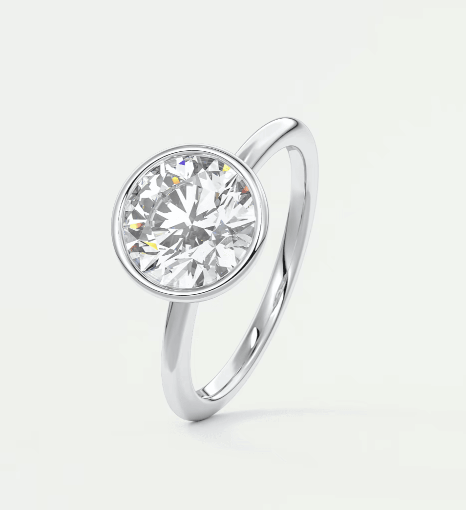 Véda Round Bezel Ring – Lab Diamond or Moissanite