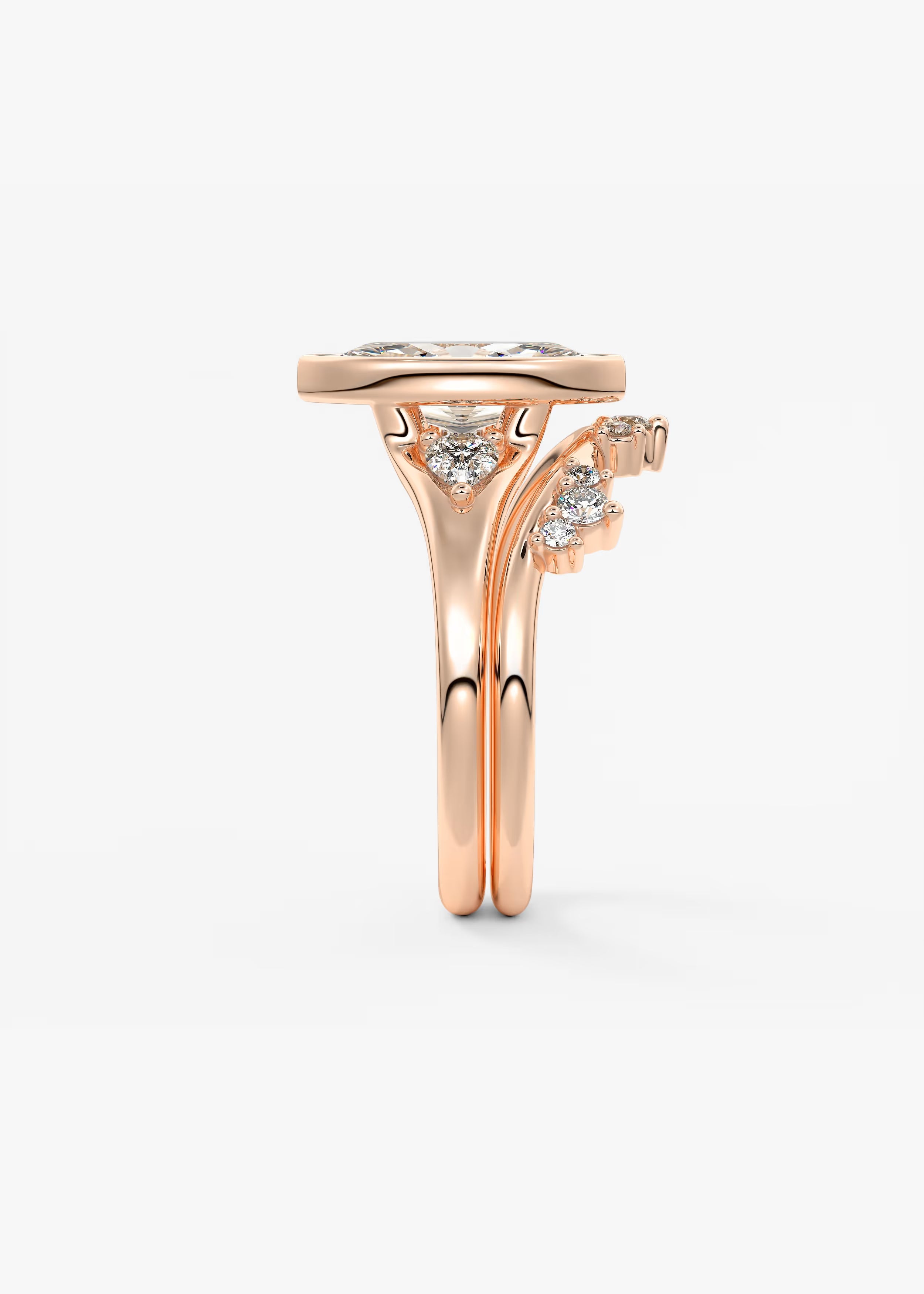 Véda Trilogy – Marquise with Pear Side Stones