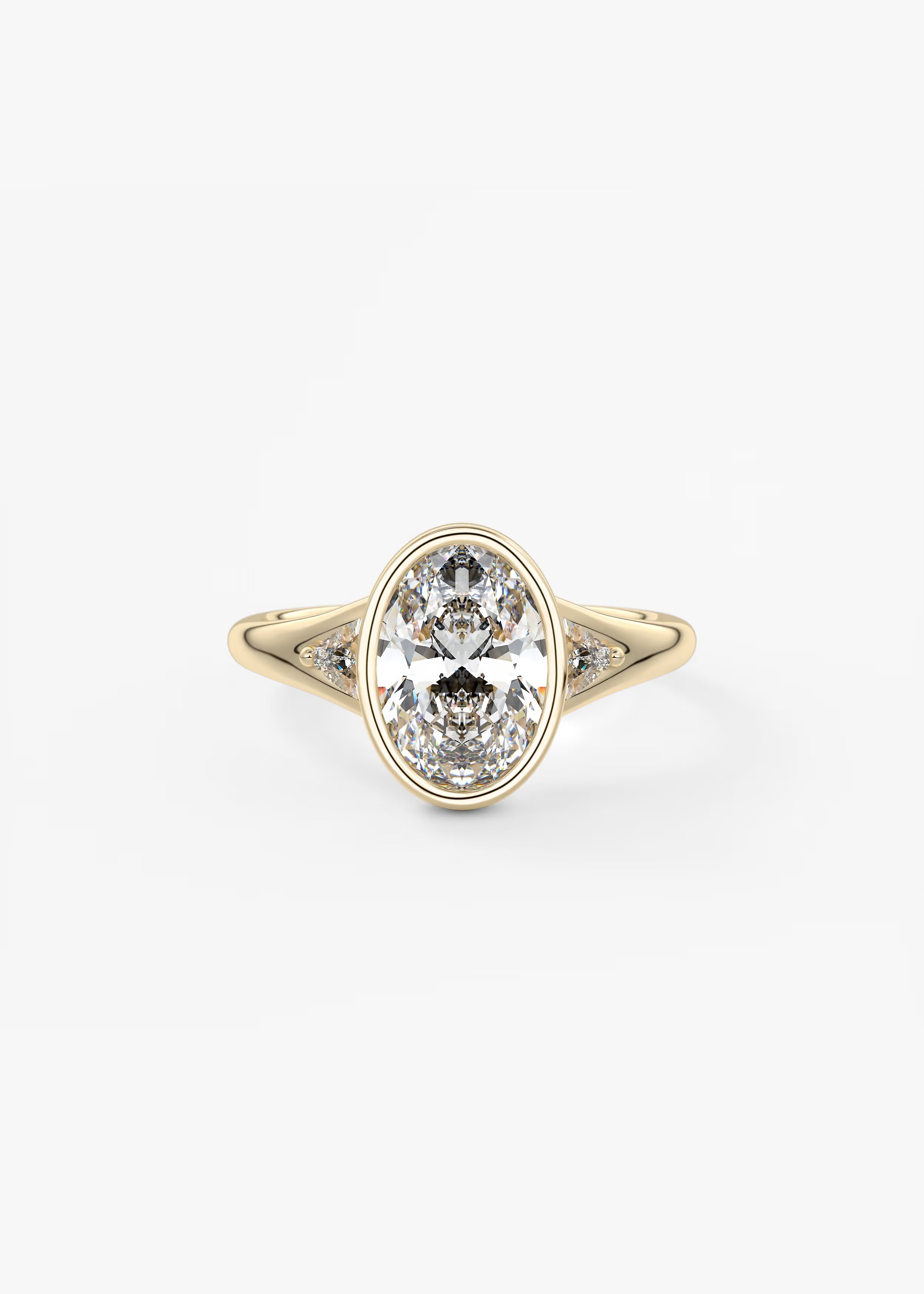 Véda Trilogy – Oval with Trillion Side Stones