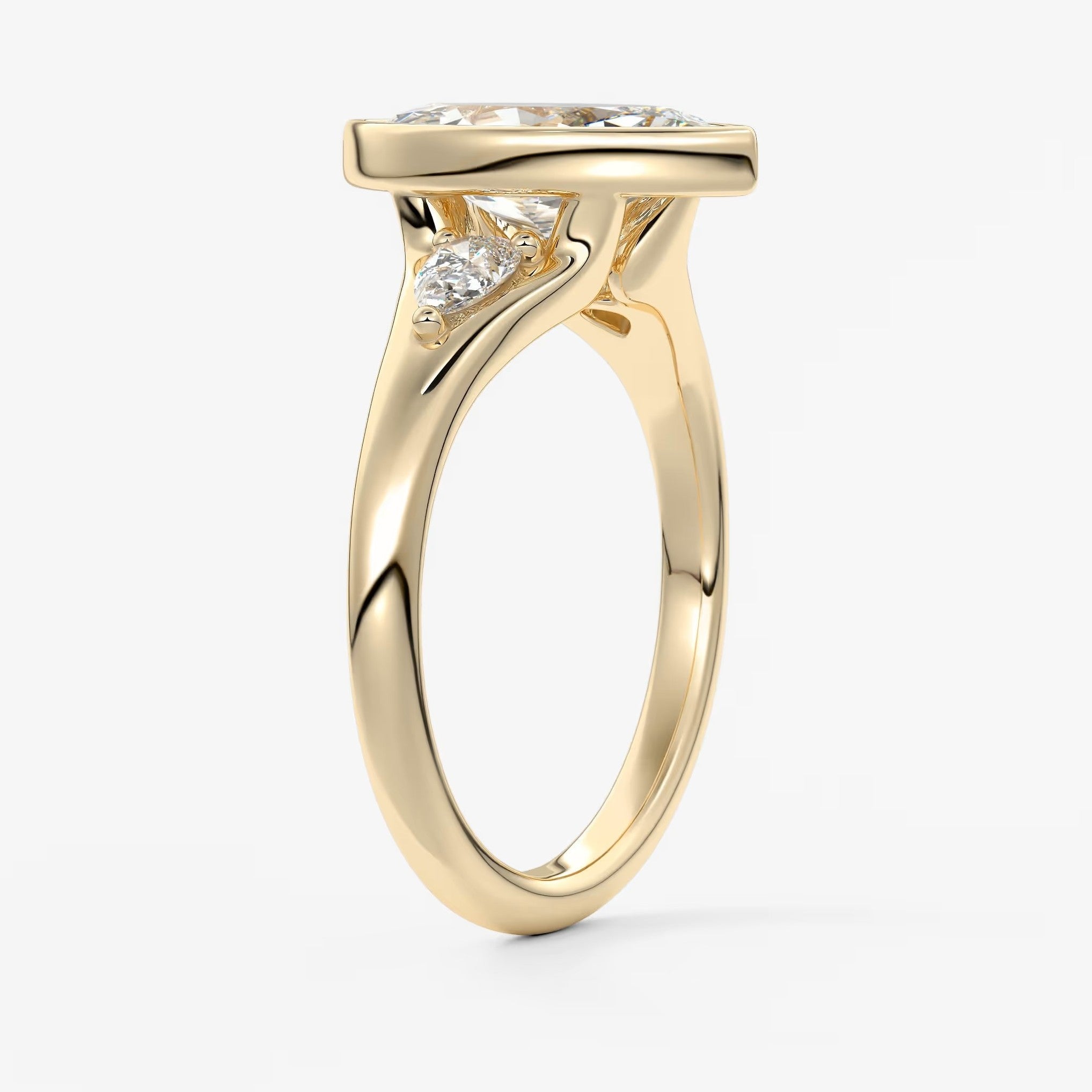 Véda trilogy – marquise with pear side stones