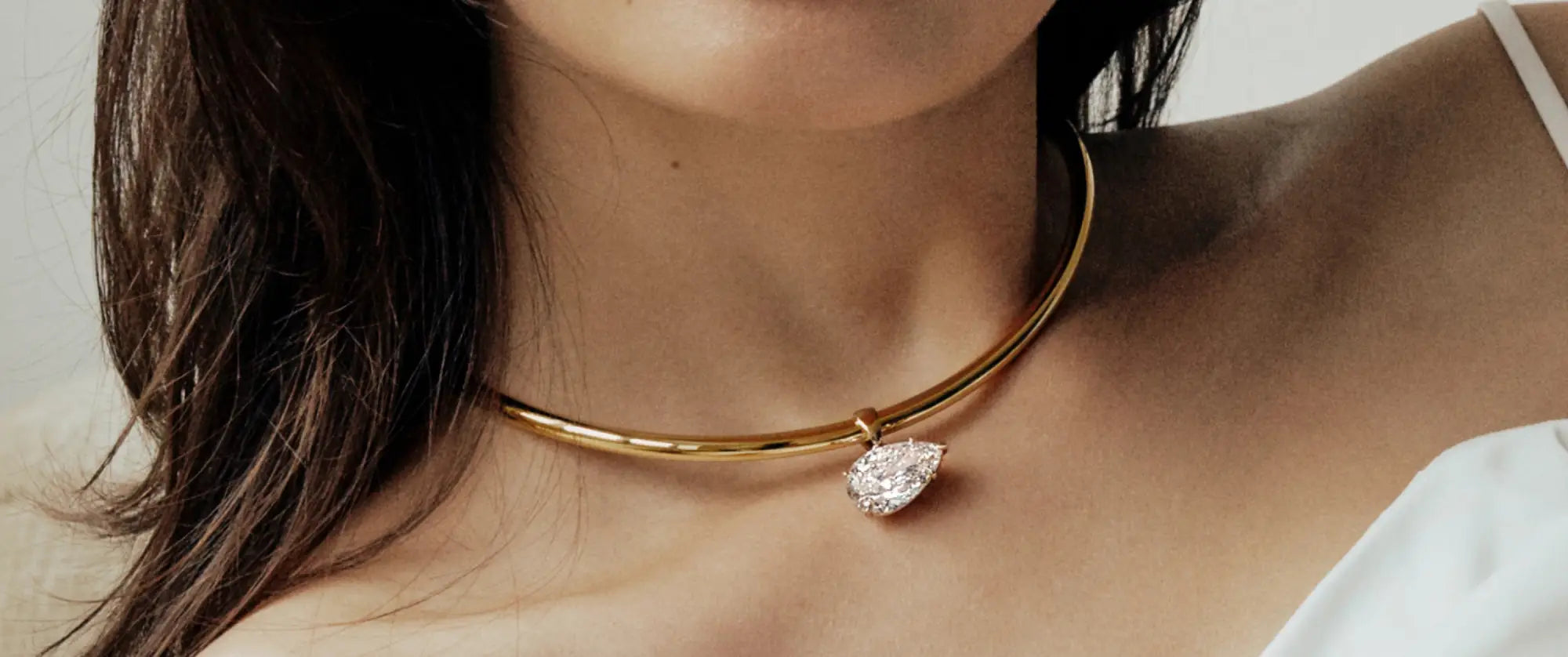 Is Moissanite Too Sparkly?