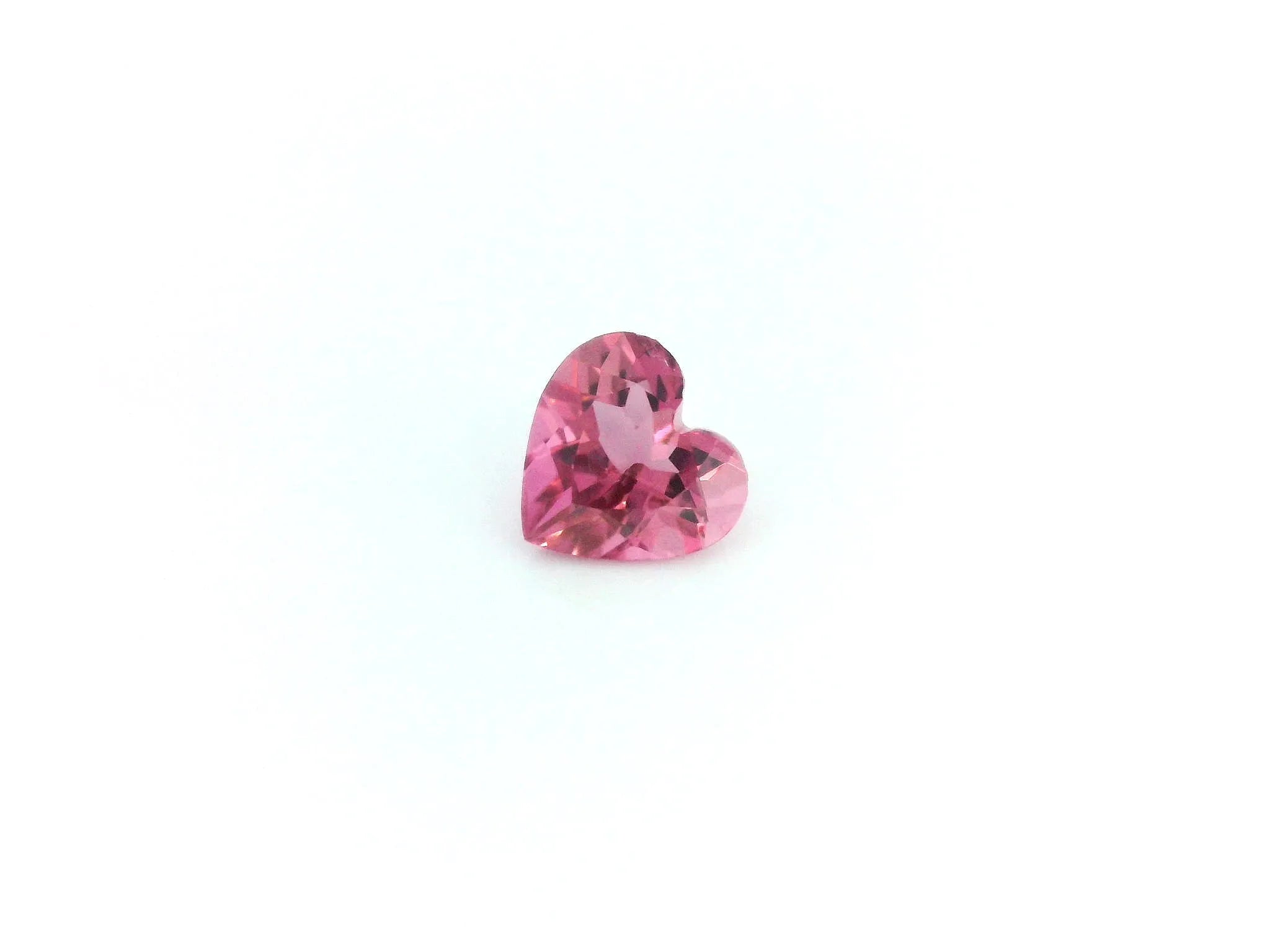 0.68ct Heart Natural Tourmaline (Colour Pink, Clarity Eye Clean, Cut Faceted)