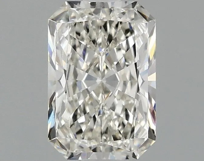 0.96ct Radiant Lab Grown Diamond (Colour H, Clarity VVS2, IGI Certified)