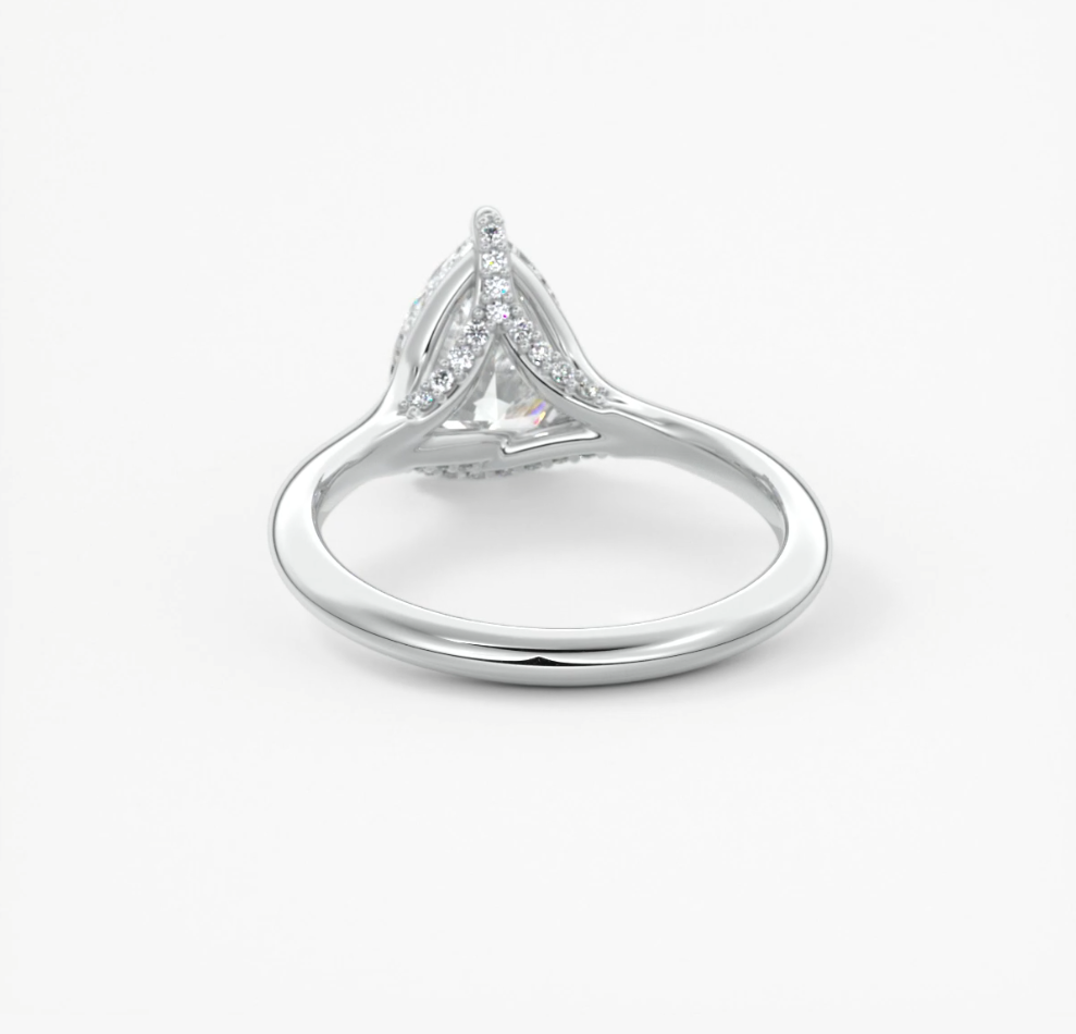 Cassia – Pear Solitaire with Hidden Pavé