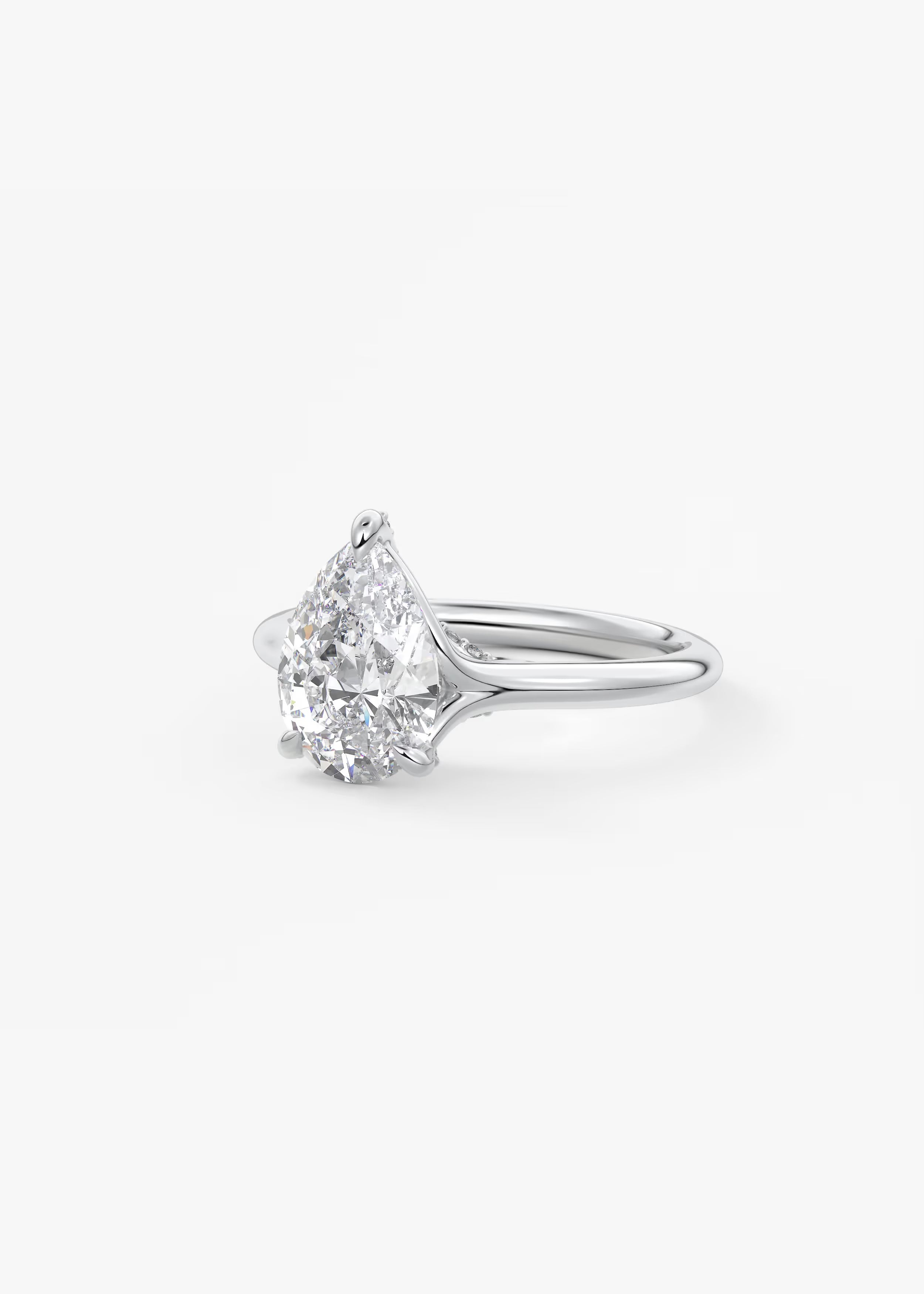 Cassia – Pear Solitaire with Hidden Pavé