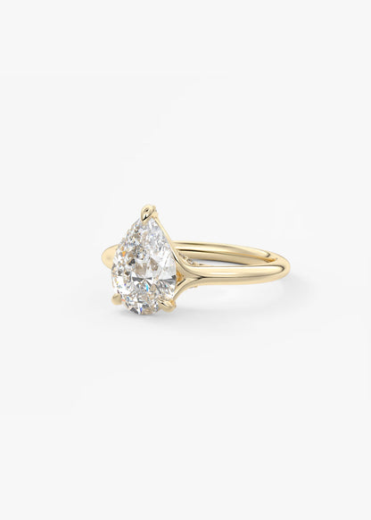 Cassia – Pear Solitaire with Hidden Pavé