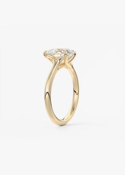Cassia – Pear Solitaire with Triple-Claw Prongs