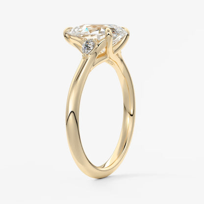Cassia – pear trilogy with pear side stones