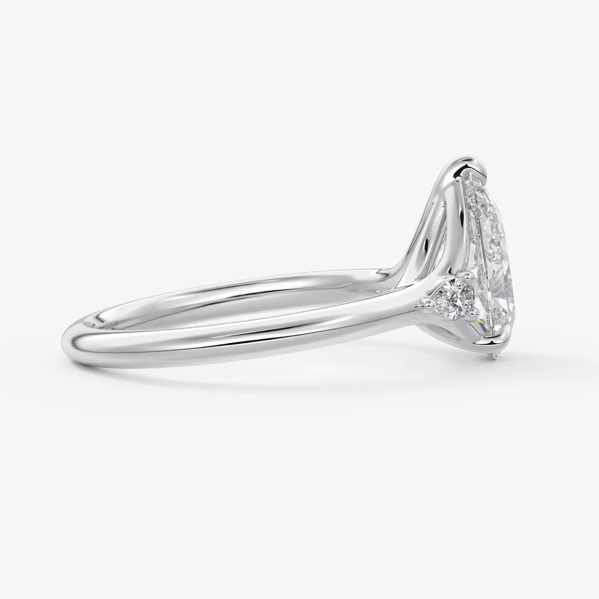 Cassia – pear trilogy with pear side stones