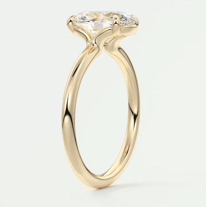 Elysian Oval Solitaire Ring – Timeless Elegance with Lab Diamond or Moissanite