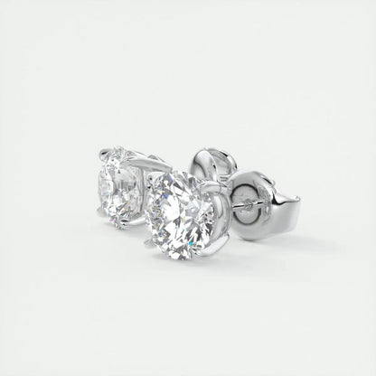 18k white gold diamond stud earrings.