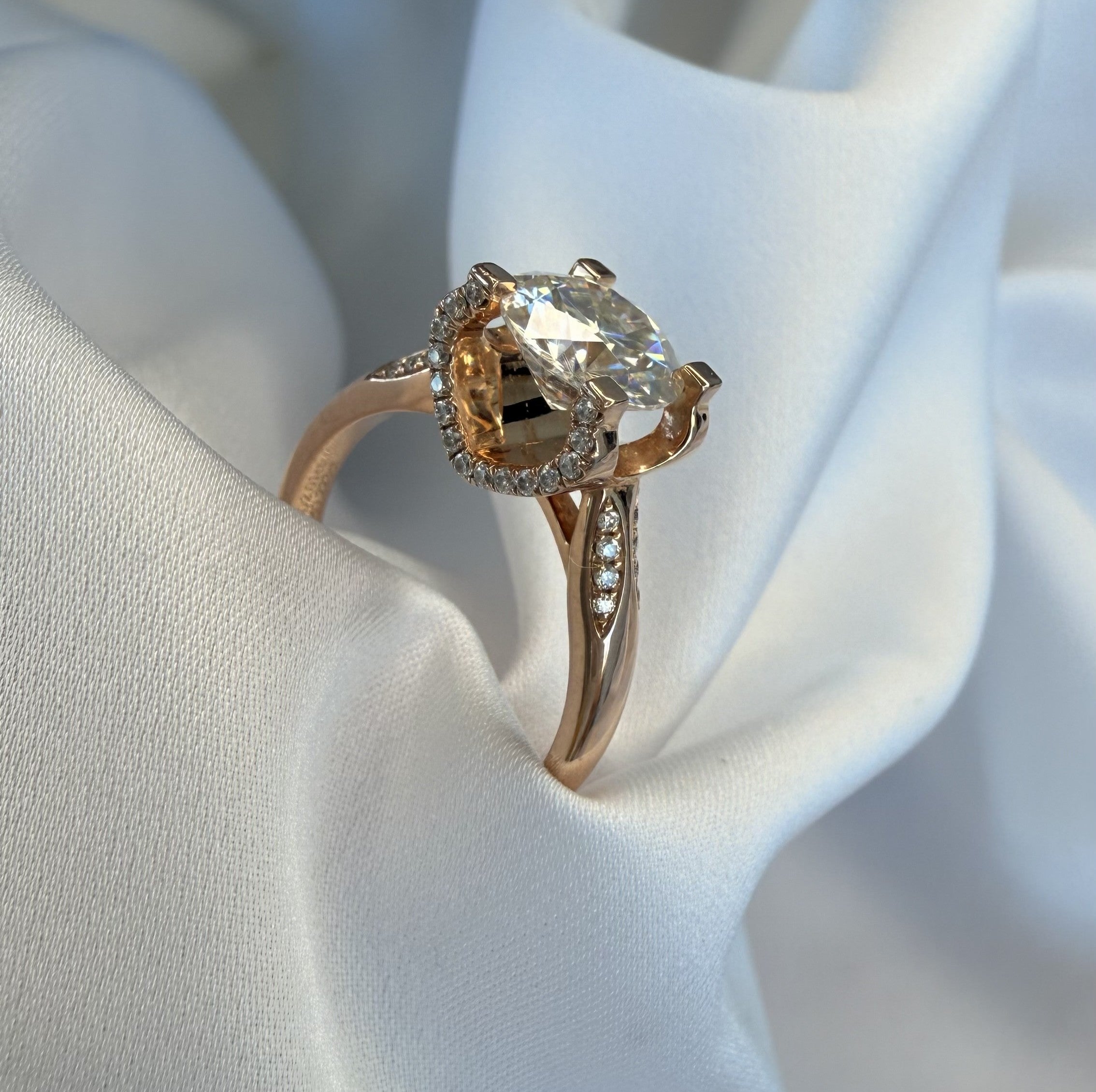 Rose Gold Round Moissanite Engagement Ring – 2.00ct | 14K Tapered Band