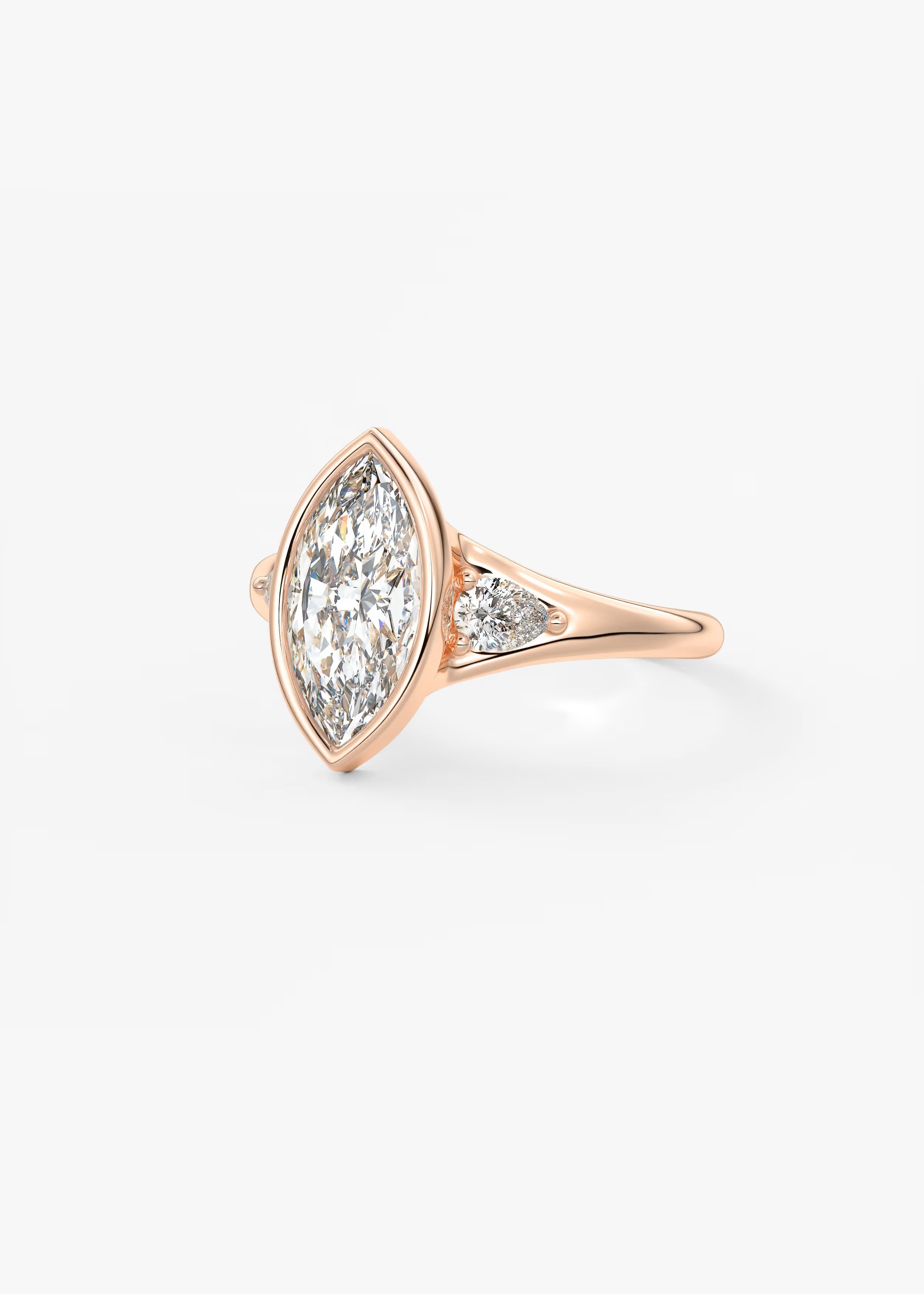 Véda Trilogy – Marquise with Pear Side Stones