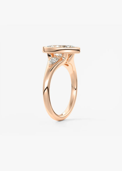 Véda Trilogy – Marquise with Pear Side Stones