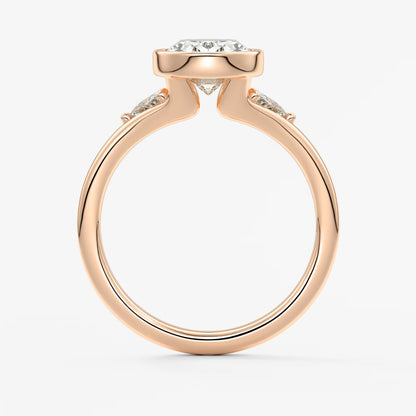 Véda trilogy – oval with trillion side stones
