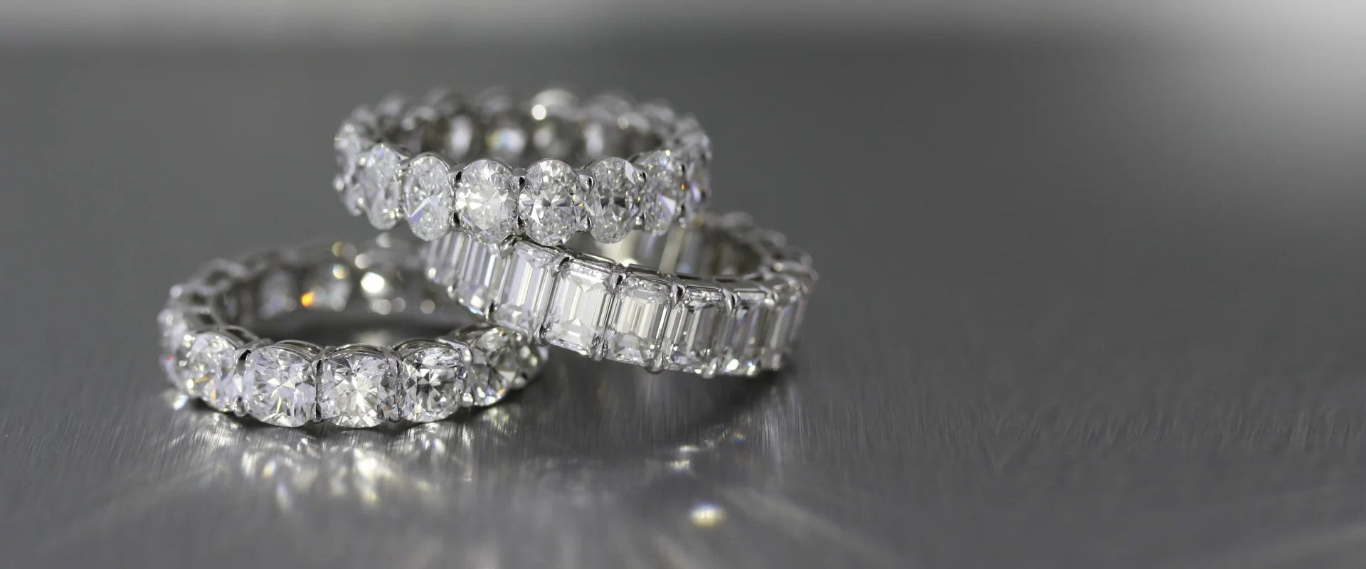 diamond_lab_wedding_rings