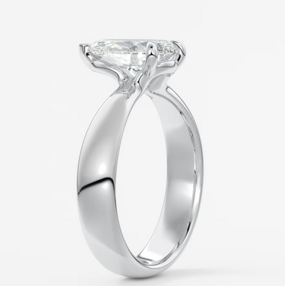 Custom made pear solitaire engagement ring – tapered band modern design | diamond lab