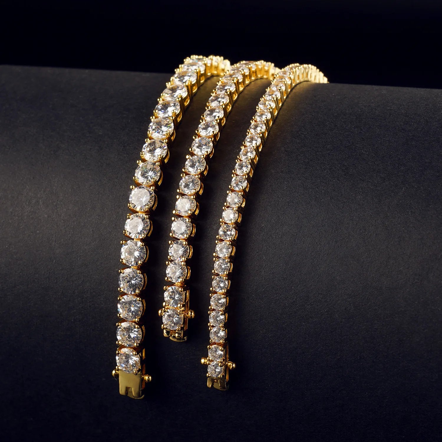 Classic Moissanite Tennis Necklace – 4-Prong Setting, Silver with 18K Gold Plating